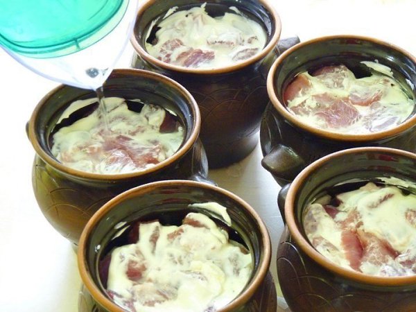 ������ � ���������. �����������: � ������� - 700 � � ��������� - 5 ��. � ��� (�������) - 1 ��. � ... - 9