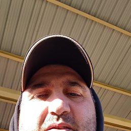 Luka, 39, 