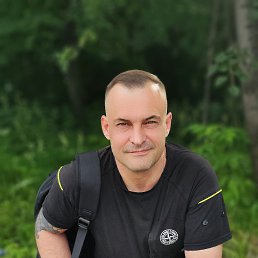 Alex, 47, 