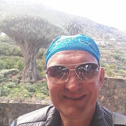 Lukas, , 63 