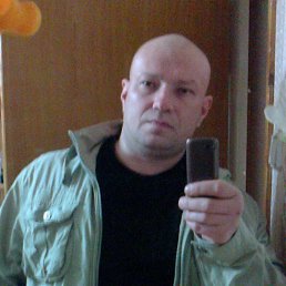 Sergey, 46, 