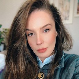Jenny Rose, 33, 