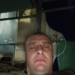 Андрей, 40, Красный Луч, Луганская область