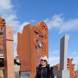 Jessica, 58, 