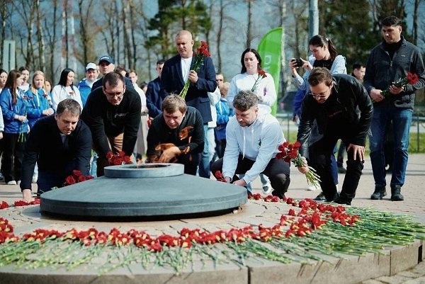 Всероссийская неделя субботников «Мы за чистоту» началась по всей стране.В ней примут участие более ... - 6