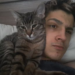 Ѹ, 21 , -