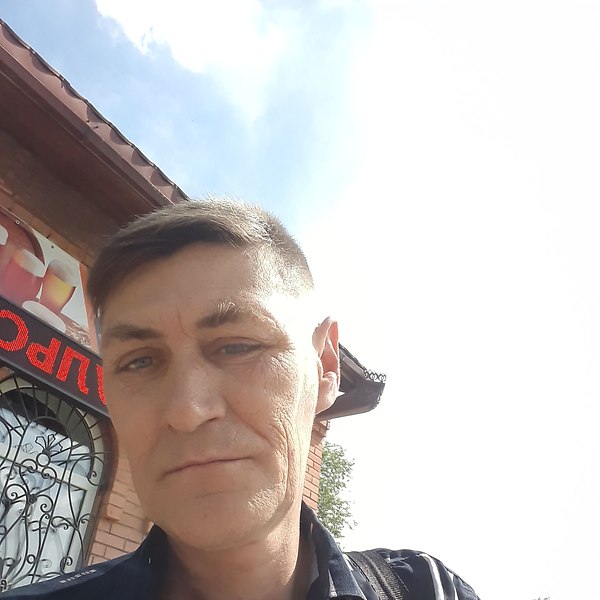 Больше не работает: Светофор, магазин продуктов, Липецк, улица Ковалёва, 131 - Я