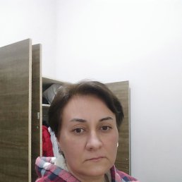Oksana, 41, 