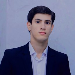 Alex, 21, 
