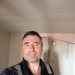 �������, 52 ����, �����������