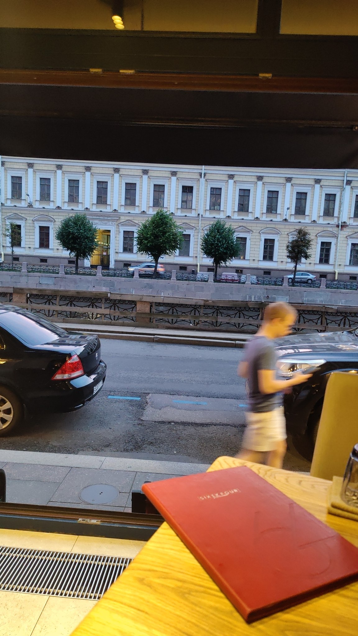  - 12  2025  22:47 - 2