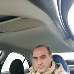 SEYRAN, 45, 