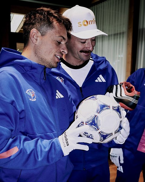 ��������, ������ � ����� ����������� ����� ����� ������� ������� �� Adidas.����������� ����������� � ... - 10