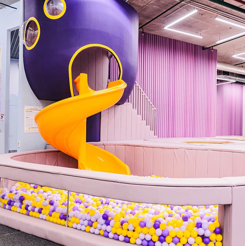   Banana Park: , ,     ... - 8