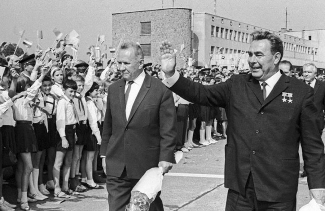   . 1967 .