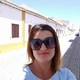 Elena, 35, 