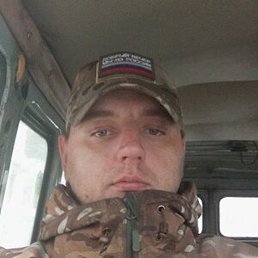 Aleksey, , 32 