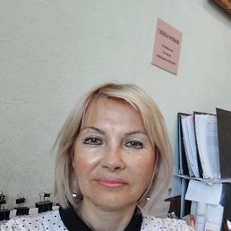 Marina, 58, 