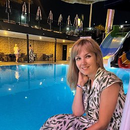  Anna, , 42  -  4  2025