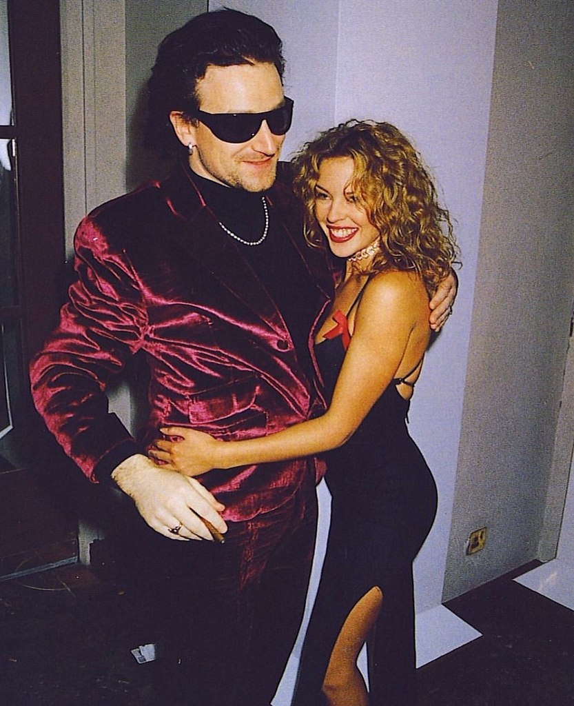   a o, 1993 .