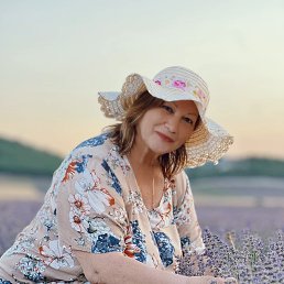 Vera, 65, 