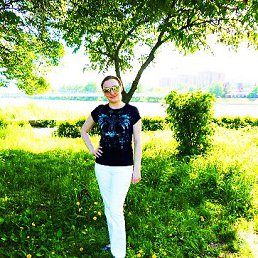 Larissa, 45, 