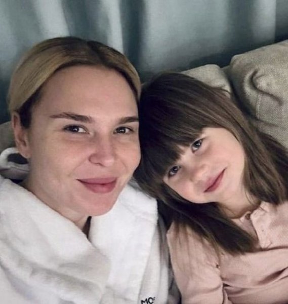 Певица Пелагея выразила своё недовольство отношением бывшего партнёра Ивана Телегина к их дочери ... - 2