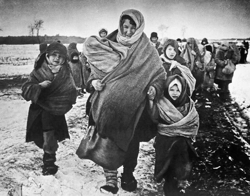 :) Этот кадр стал знаменитым. Его часто размещают на различных ресурсах, жаль, что иногда это делают ...