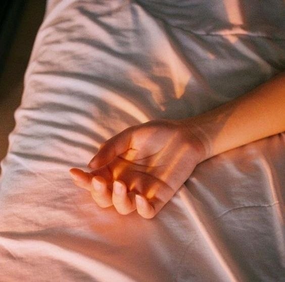 В характере человека есть три золотых качества: терпение, чувство меры и умение молчать. Иногда в ...