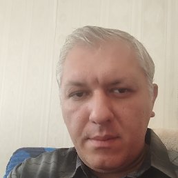 Armen, 43, 