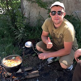 Dima, 34, 