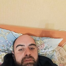 Rufo, 38, 