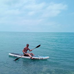 Aleksey, 41, 