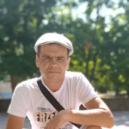 ������, 44 ����, ������-��-����