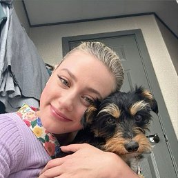 Clara, 35, 
