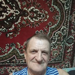 Михаил, 63, Пенза