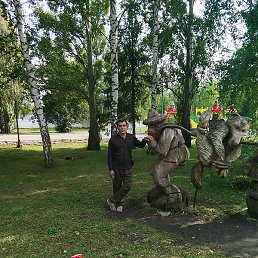 Siroj Uz, ���, 32 ����