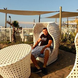 Denis, , 56 