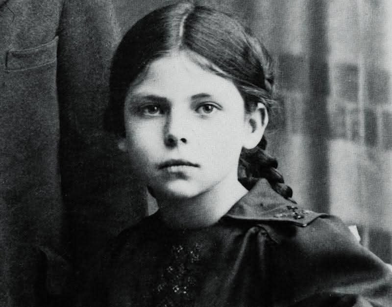 :) ...  1909            ...