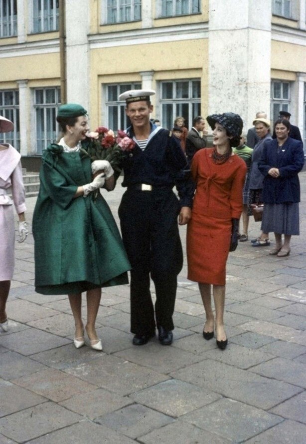 Moe Dior  op    , 1959 o.