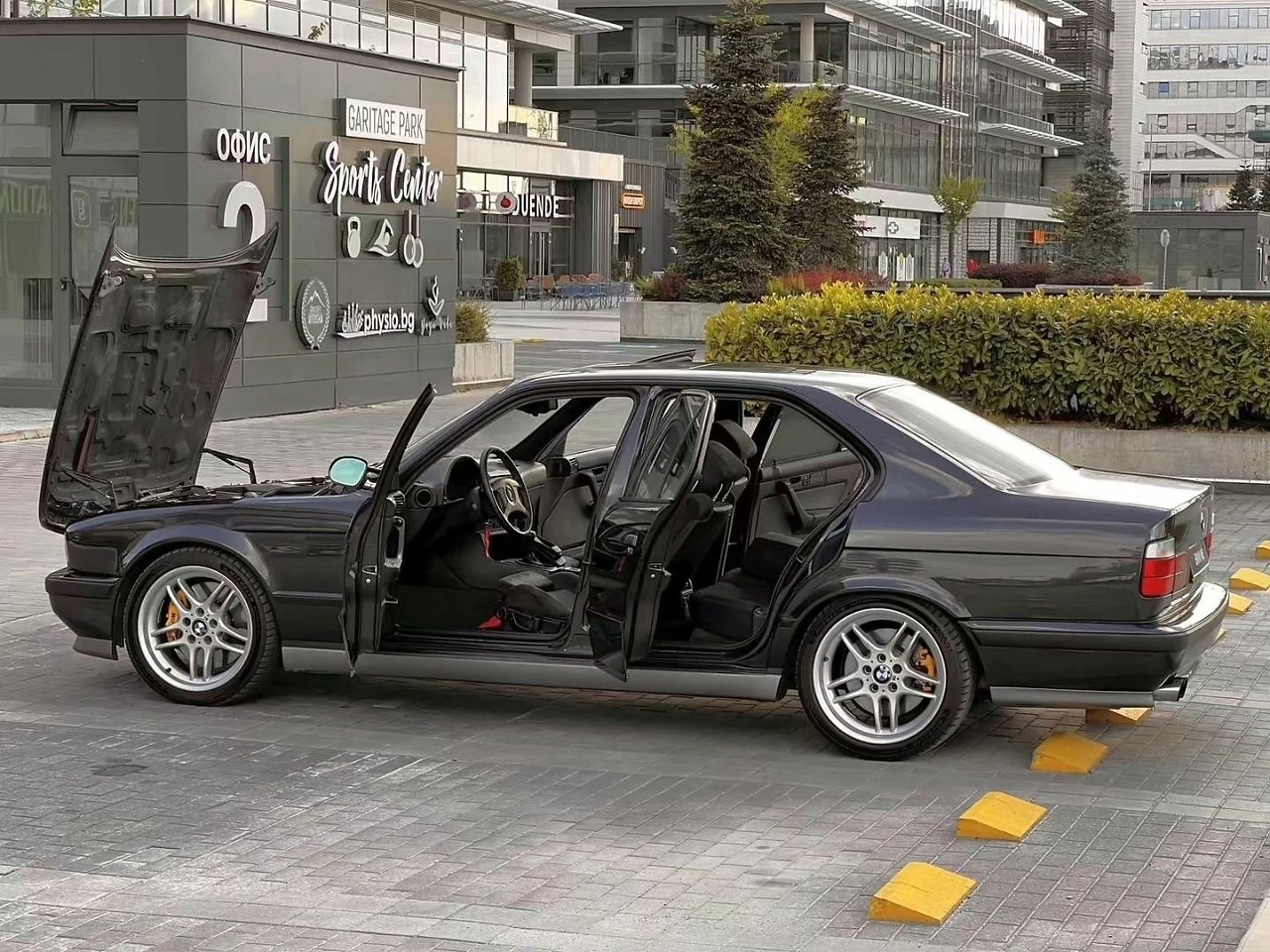 #BMW #M5 (#E34) - 6