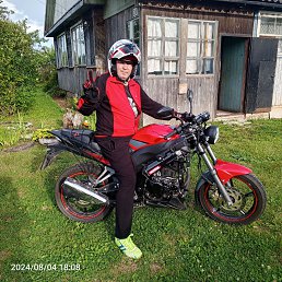 Sasha, 52, 