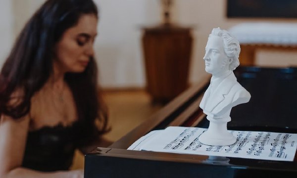 Моцарт vs. Шопен. Орган vs Рояль.Два гения — Моцарт и Шопен — встретятся в грандиозном ... - 3