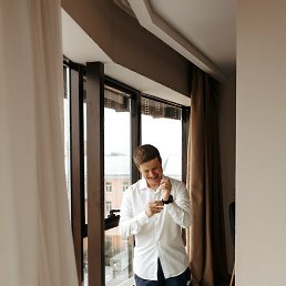 ������, ������, 33 ����