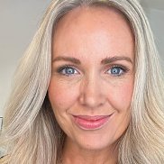Anna, 38 ���, �����������