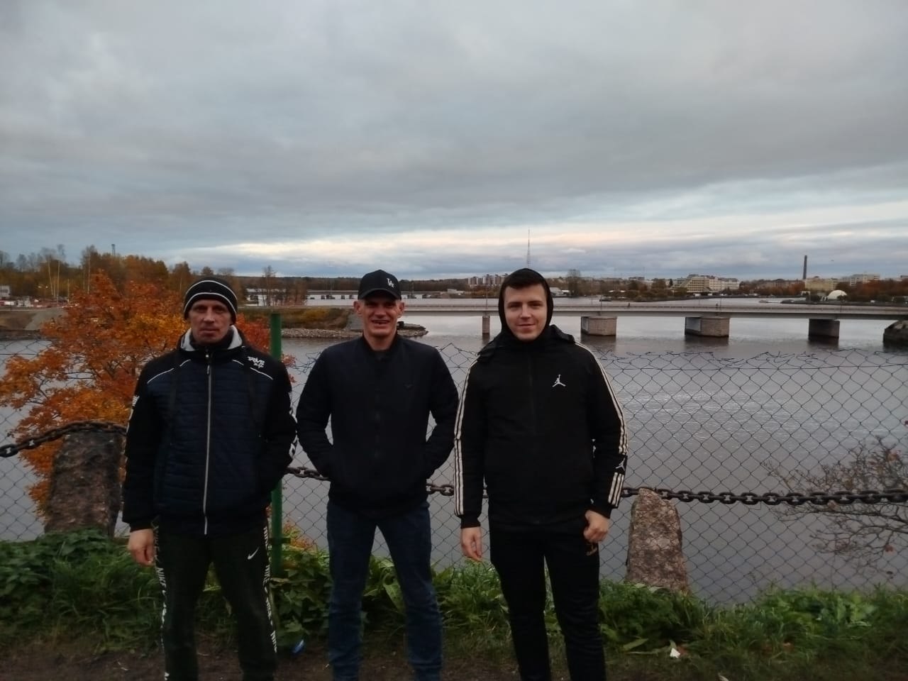   - 24  2025  22:02 - 3