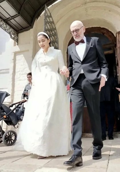     .     38 .    ... - 3