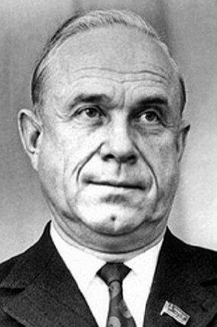 Владимир Петрович Лушников, (29 мая 1914 - 31 марта 1985) — Герой Социалистического Труда (1971). ...