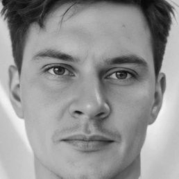 Alex White, �����, 33 ����
