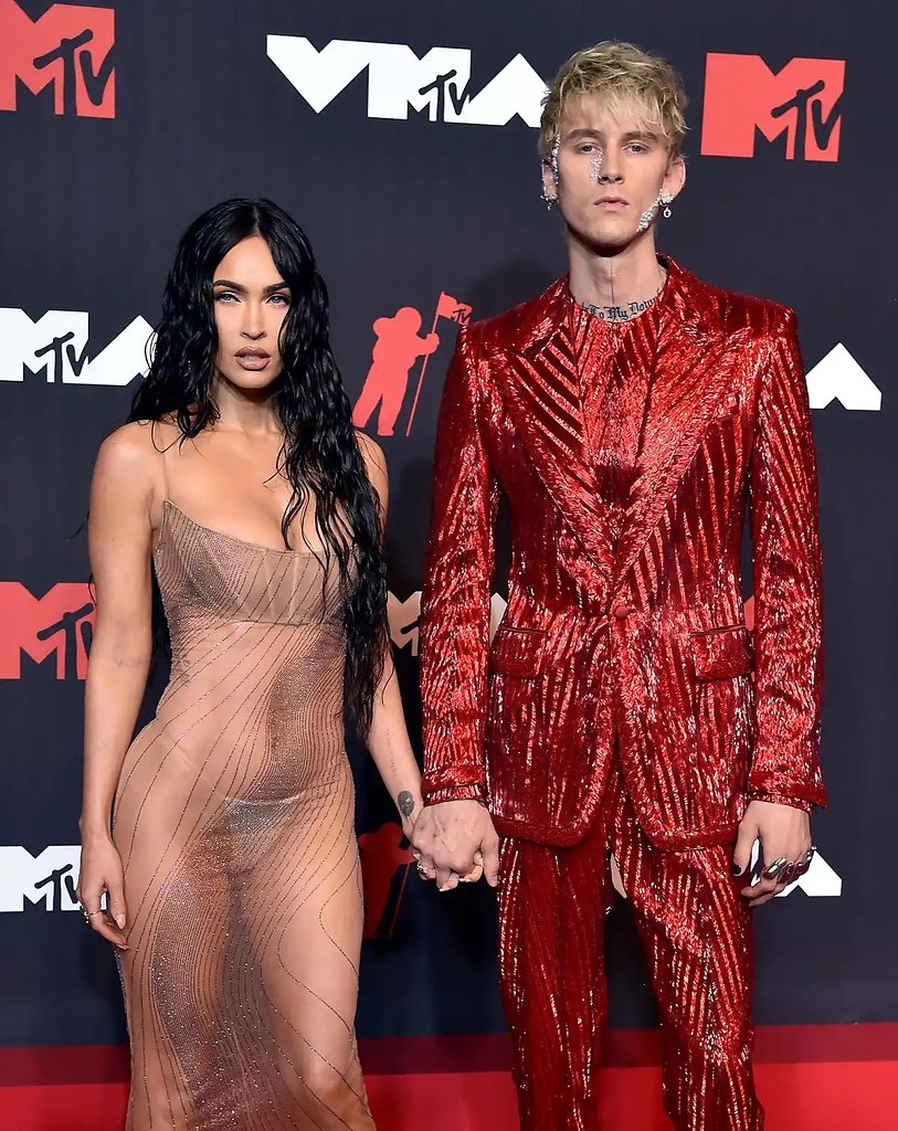 ����� ���� ������������� Machine Gun Kelly ����� ��� ����������� ��� � �������� ����. ����� ������� ... - 2